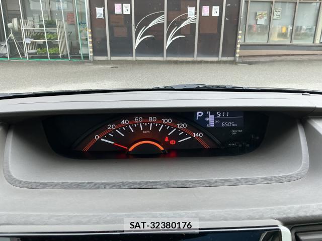 Daihatsu TANTO 2018-04 8817090-17