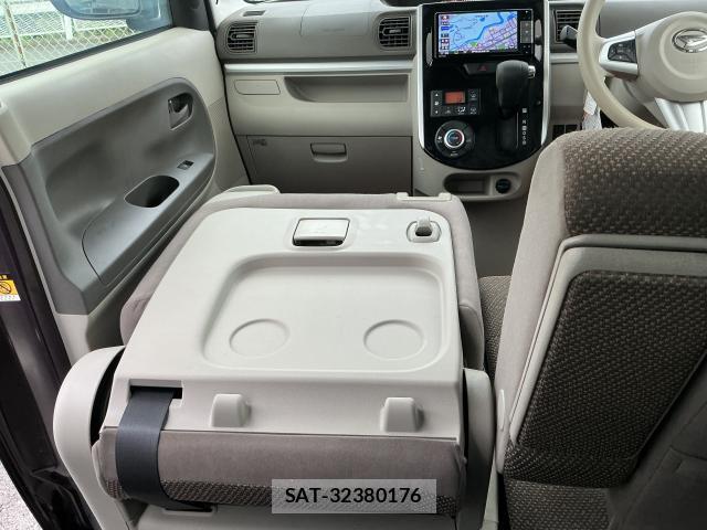 Daihatsu TANTO 2018-04 8817090-19