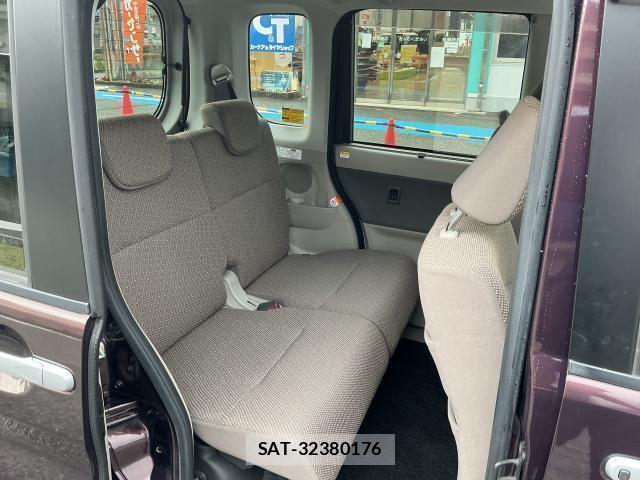 Daihatsu TANTO 2018-04 8817090-6