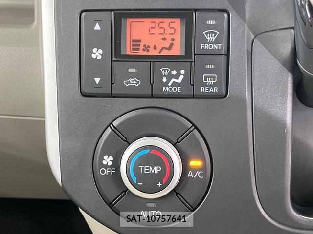 Daihatsu TANTO 2014-01 8817495-5