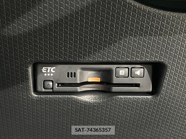 Daihatsu TANTO 2025-12 8817500-4