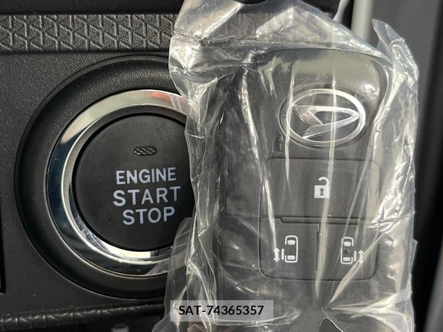 Daihatsu TANTO 2025-12 8817500-6