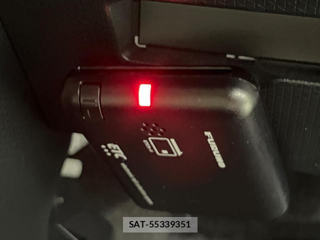 Daihatsu TANTO 2025-06 8817522-4
