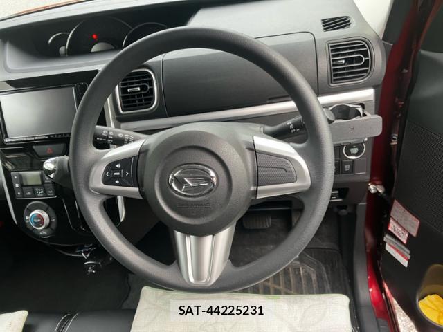 Daihatsu TANTO 2014-12 8817610-16
