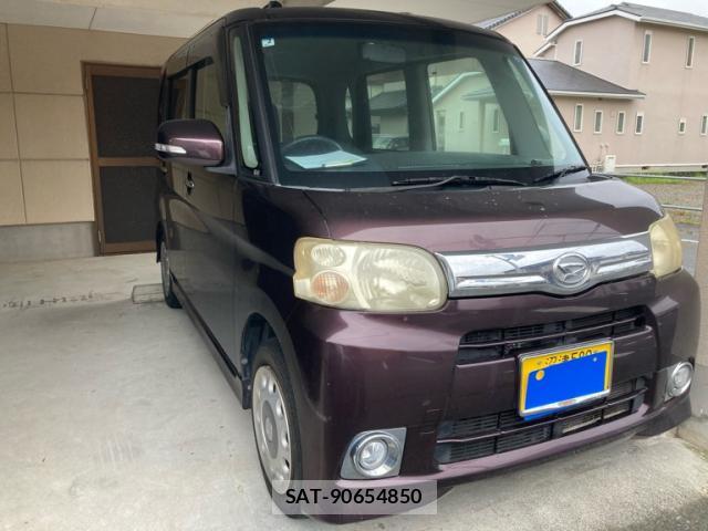 Daihatsu TANTO 2013-02 8817623-0