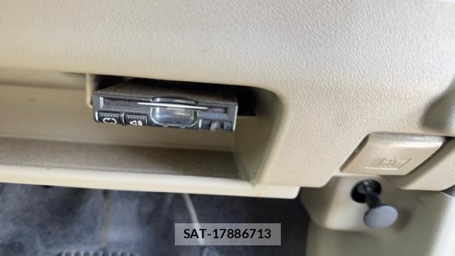 Daihatsu TANTO 2013-09 8817718-16