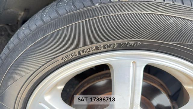 Daihatsu TANTO 2013-09 8817718-6