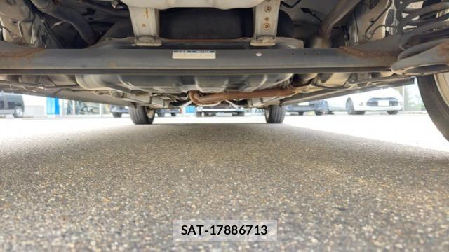 Daihatsu TANTO 2013-09 8817718-7