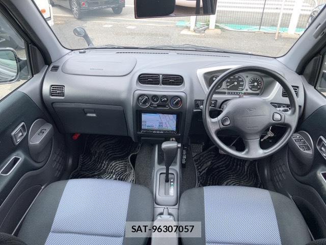 Daihatsu TERIOS KID 2001-10 8812681-2