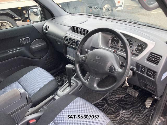 Daihatsu TERIOS KID 2001-10 8812681-3
