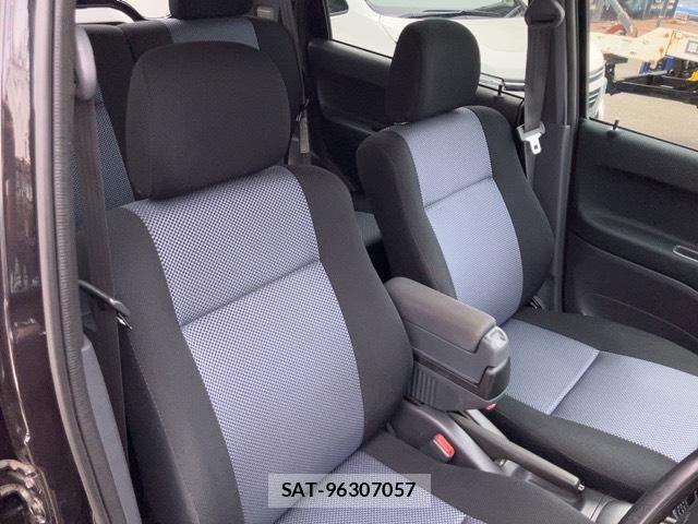 Daihatsu TERIOS KID 2001-10 8812681-4