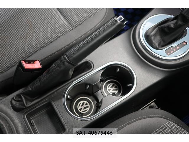 VolksWagen THE BEETLE 2013-06 8812099-10