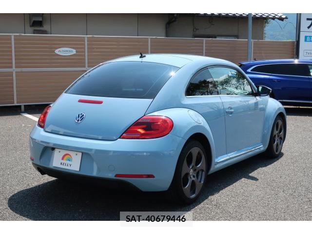 VolksWagen THE BEETLE 2013-06 8812099-19