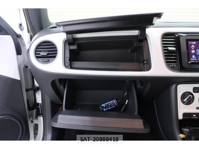 VolksWagen THE BEETLE 2014-11 8812103-12