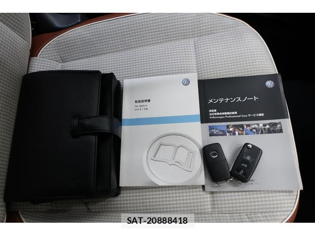 VolksWagen THE BEETLE 2014-11 8812103-4