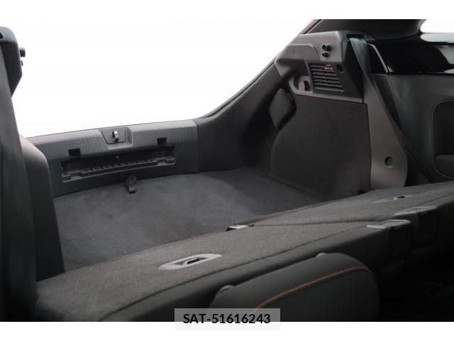 VolksWagen THE BEETLE 2015-10 8812104-14