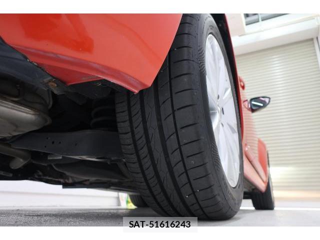 VolksWagen THE BEETLE 2015-10 8812104-17