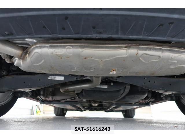VolksWagen THE BEETLE 2015-10 8812104-18