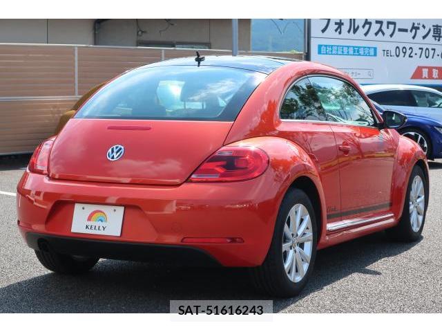 VolksWagen THE BEETLE 2015-10 8812104-19