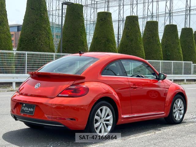 VolksWagen THE BEETLE 2017-11 8814575-3