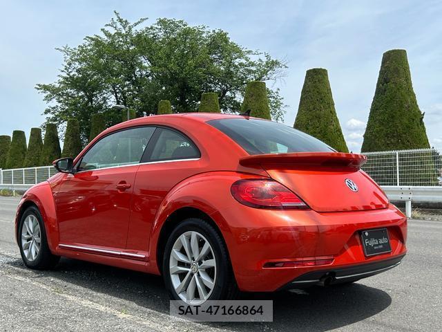 VolksWagen THE BEETLE 2017-11 8814575-4