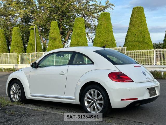 VolksWagen THE BEETLE 2014-03 8814576-4