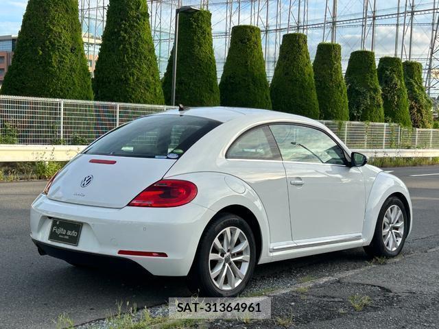 VolksWagen THE BEETLE 2014-03 8814576-5