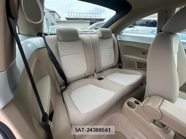 VolksWagen THE BEETLE 2013-09 8814577-12