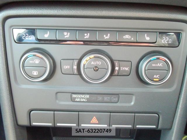 VolksWagen THE BEETLE 2015-12 8816257-12