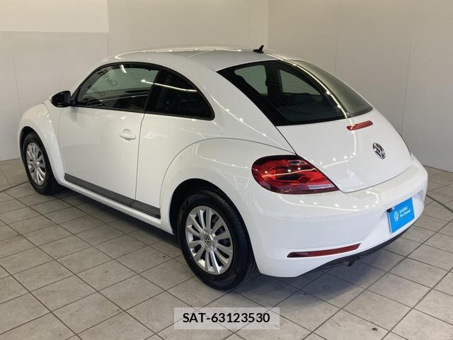 VolksWagen THE BEETLE 2017-11 8816259-16