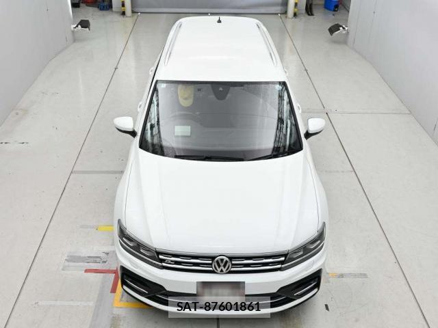 VolksWagen TIGUAN 2020-03 8816136-10