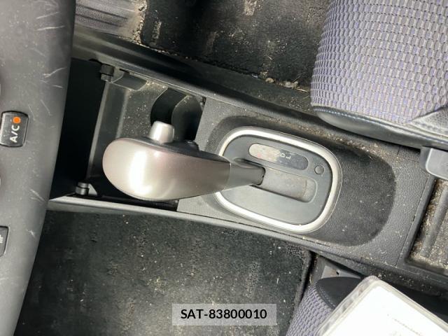 Nissan TIIDA 2004-10 8813440-18