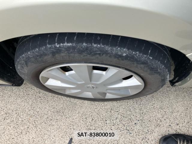 Nissan TIIDA 2004-10 8813440-2