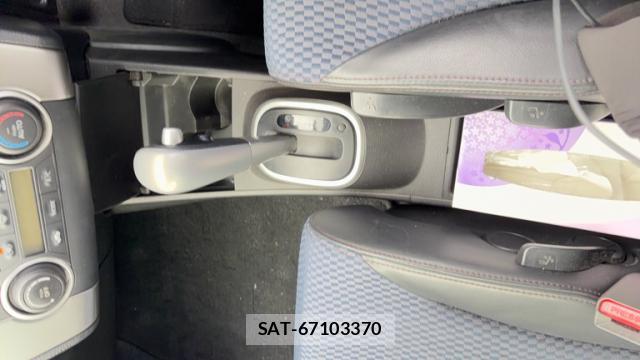 Nissan TIIDA 2011-10 8813661-6