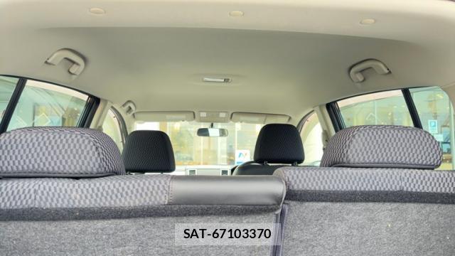 Nissan TIIDA 2011-10 8813661-9
