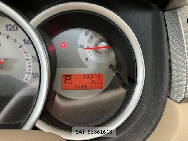 Nissan TIIDA 2009-11 8817613-9