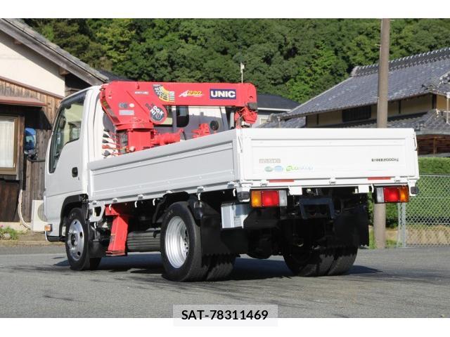 Mazda TITAN 2015-06 8814360-5