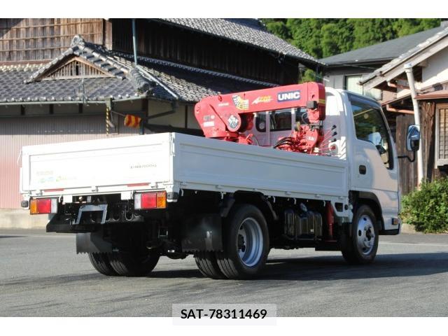 Mazda TITAN 2015-06 8814360-6