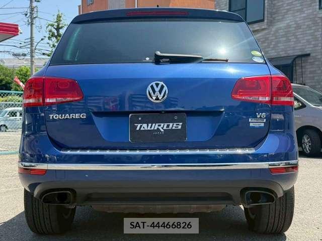 VolksWagen TOUAREG 2016-07 8812795-1