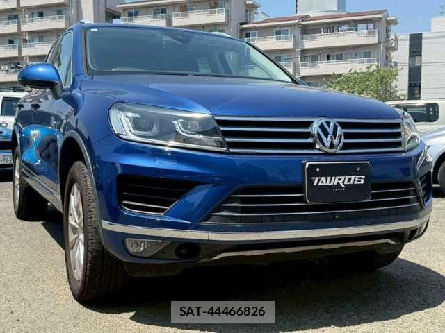 VolksWagen TOUAREG 2016-07 8812795-11