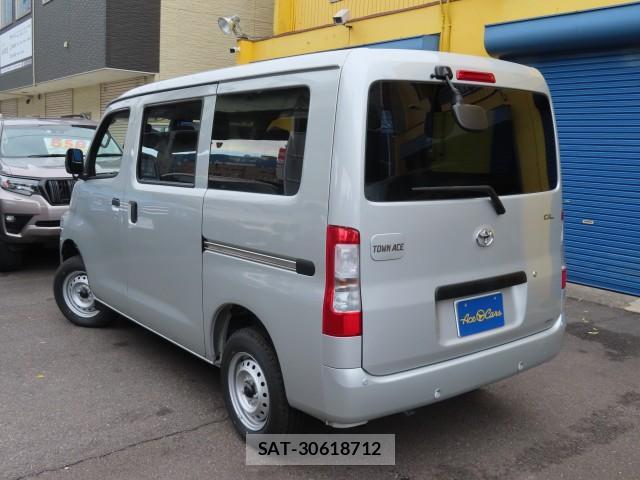 Toyota TOWNACE VAN 2026-02 8812217-6