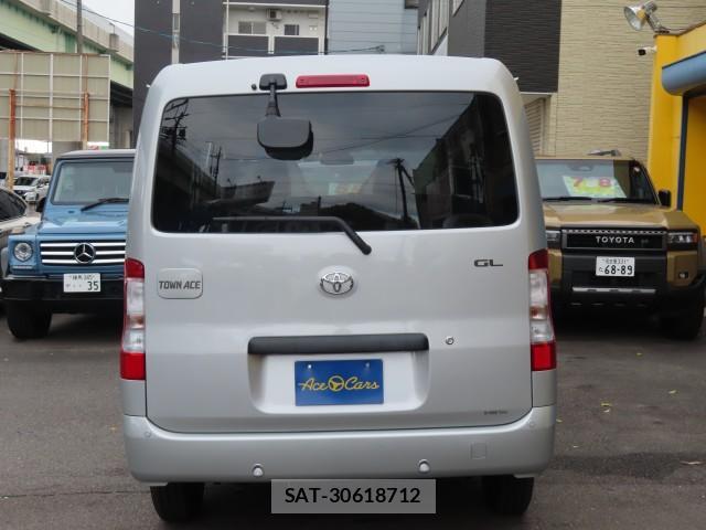 Toyota TOWNACE VAN 2026-02 8812217-7