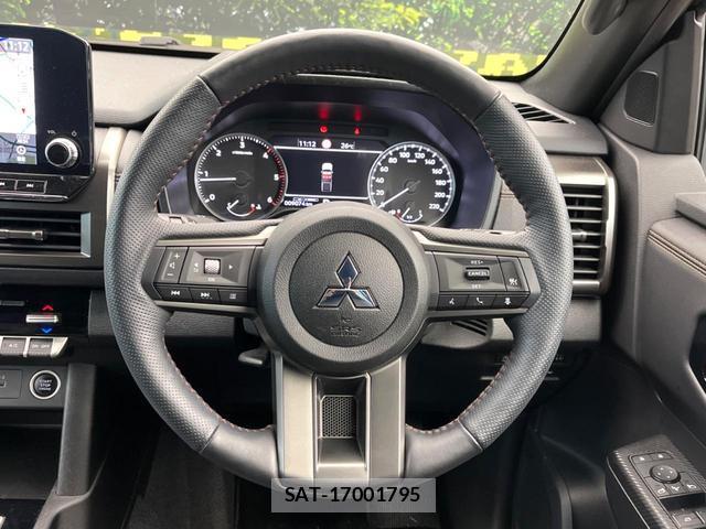 Mitsubishi TRITON 2025-03 8813706-10