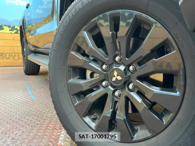 Mitsubishi TRITON 2025-03 8813706-12