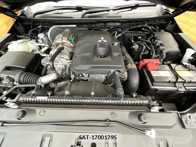 Mitsubishi TRITON 2025-03 8813706-17