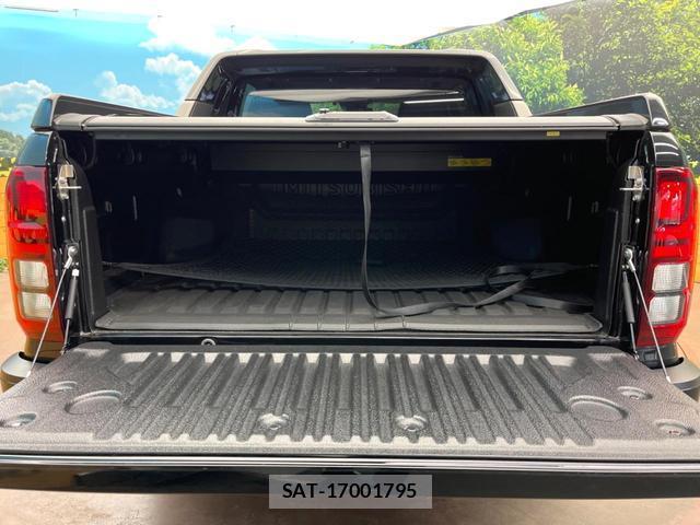 Mitsubishi TRITON 2025-03 8813706-9