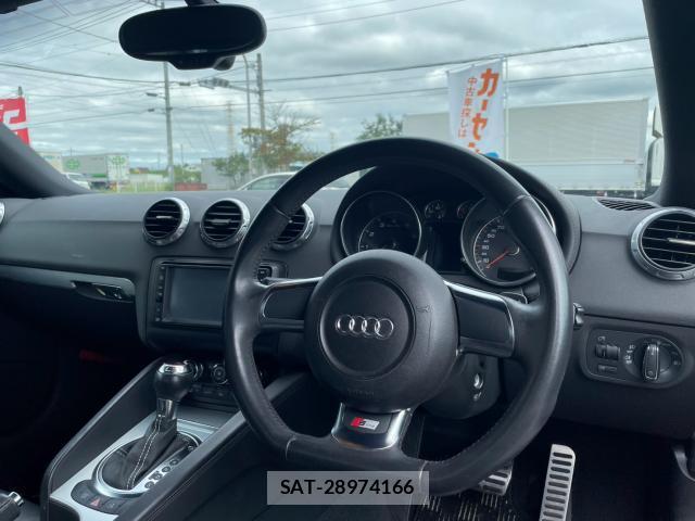 Audi TT 2008-03 8812314-2