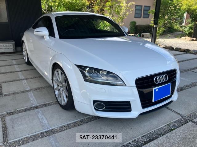 Audi TT 2012-01 8813292-0