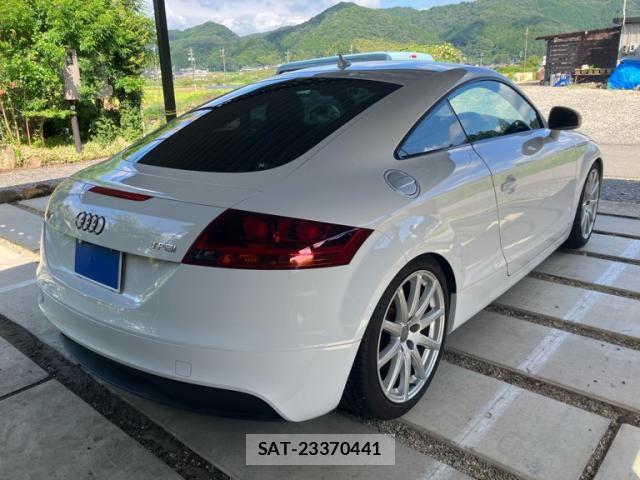 Audi TT 2012-01 8813292-1