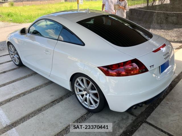 Audi TT 2012-01 8813292-13